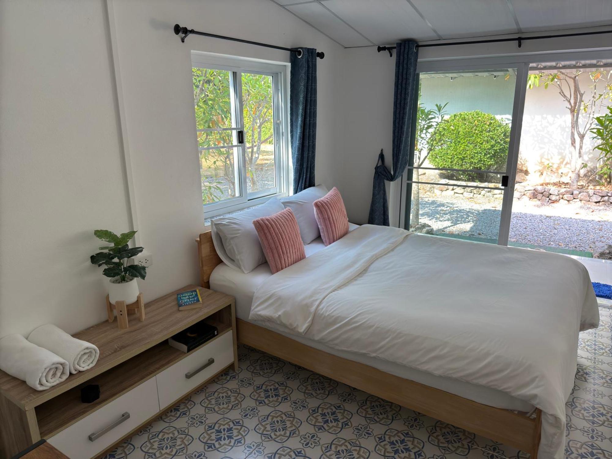 Mem Homestay Chumphon Exteriör bild