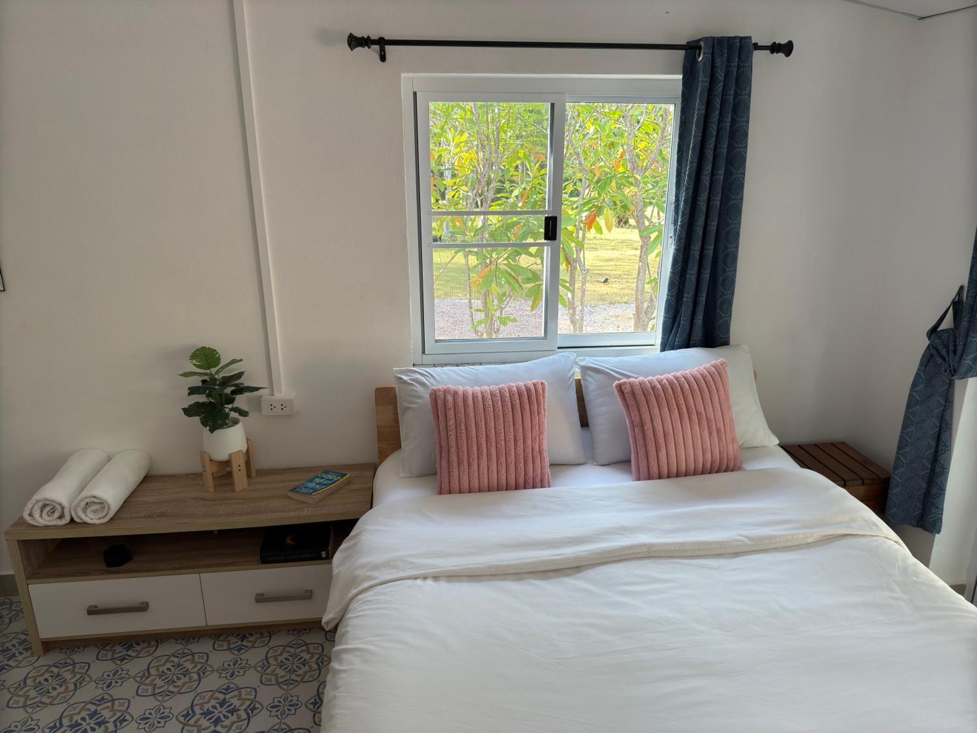 Mem Homestay Chumphon Exteriör bild