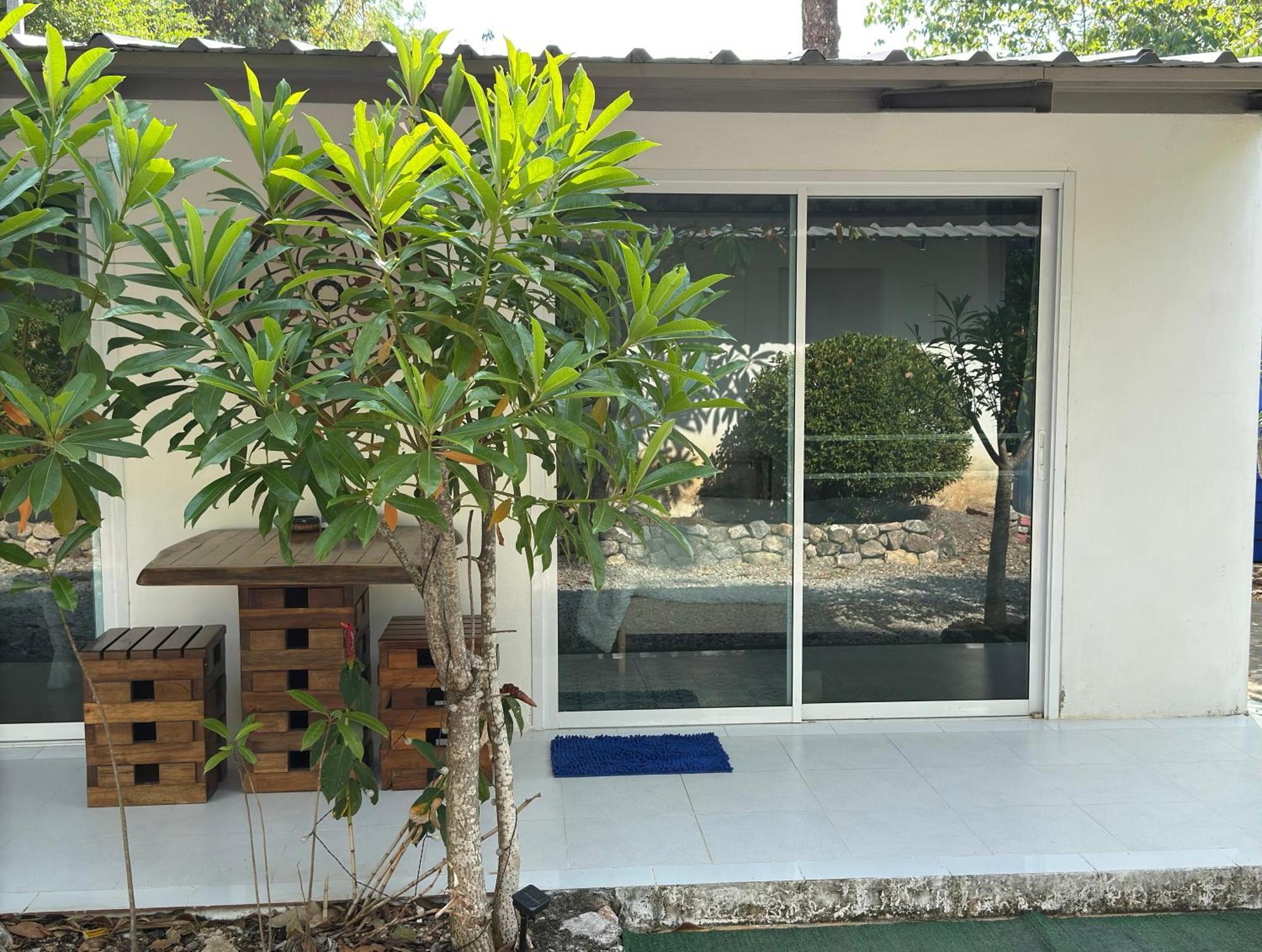 Mem Homestay Chumphon Exteriör bild